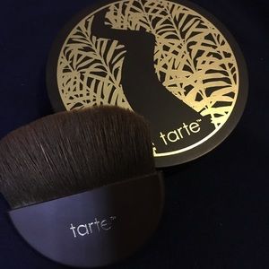 tarte Finishing Powder